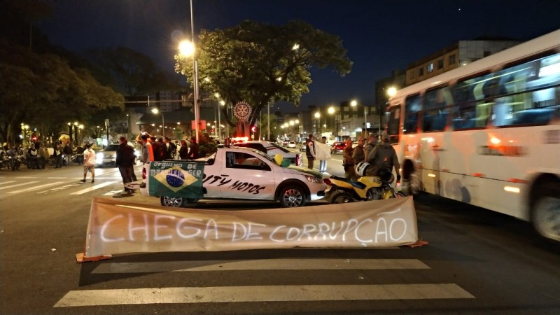 Criciúma tem atos de manifestação pela Centenário