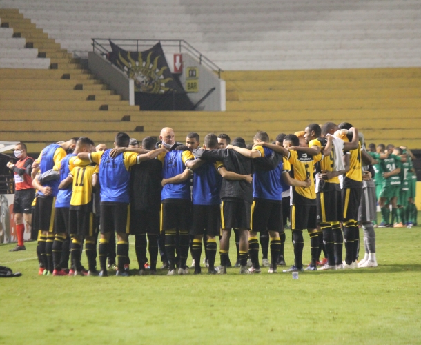 Tigre cai nas penalidades e está fora do Catarinense