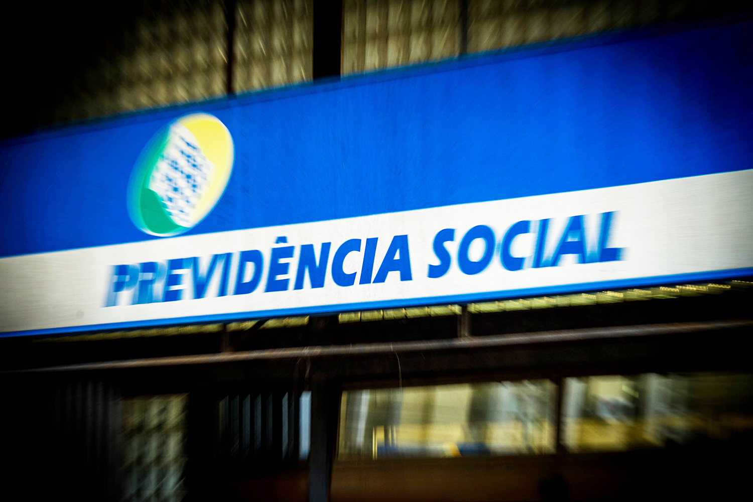 Agências do INSS retomam atendimento presencial
