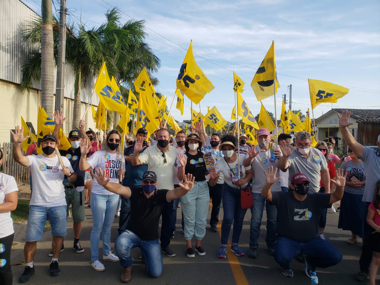 Neguinho comanda “Caravana 55” em Forquilhinha