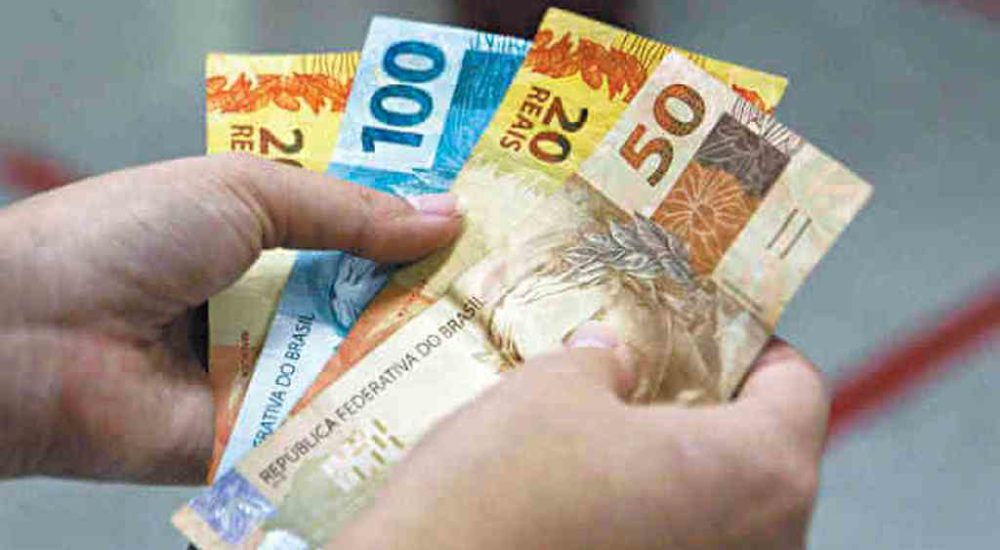 Estimativa coloca mínimo abaixo de mil reais em 2019