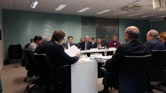 Evasão escolar é debatida em Criciúma