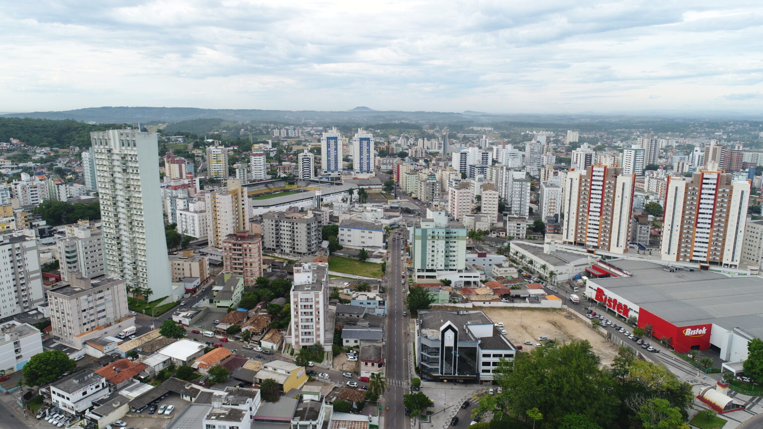 Criciúma registra taxa de crescimento na abertura de empresas quase 59% superior à média de Santa Catarina em abril o que representa um crescimento significativo para o município do Sul