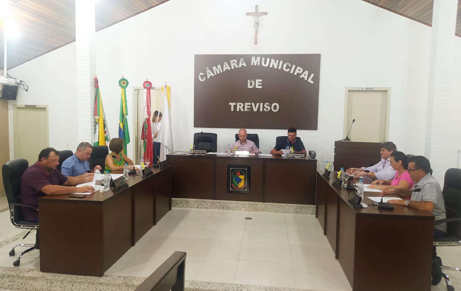 Lei e indicações são aprovados em sessão no Legislativo de Treviso