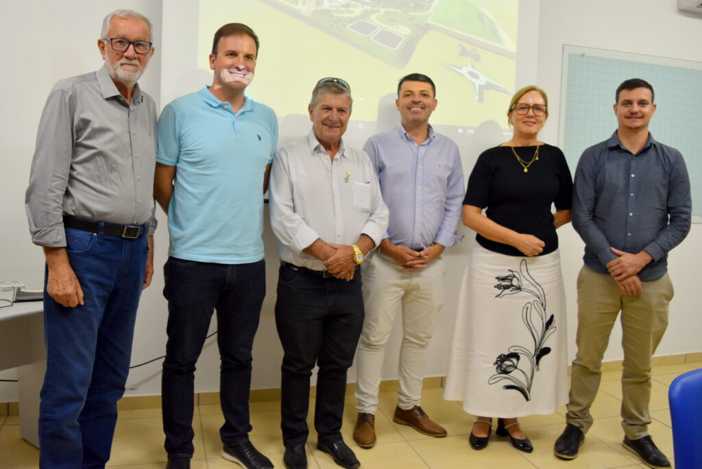 Empossado: prefeito de Siderópolis assume presidência do Cirsures
