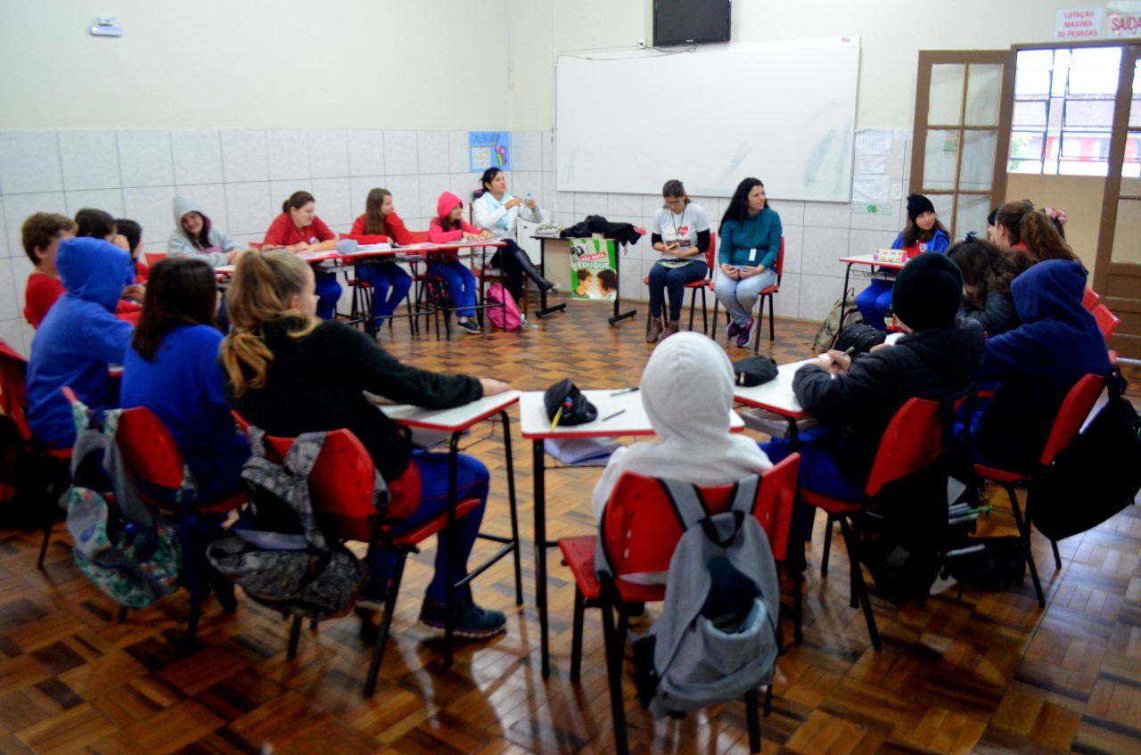 Cras promove roda de extrema importância de diálogo em escolas de Siderópolis no dia D – Dia Nacional pela Educação Sem Violência