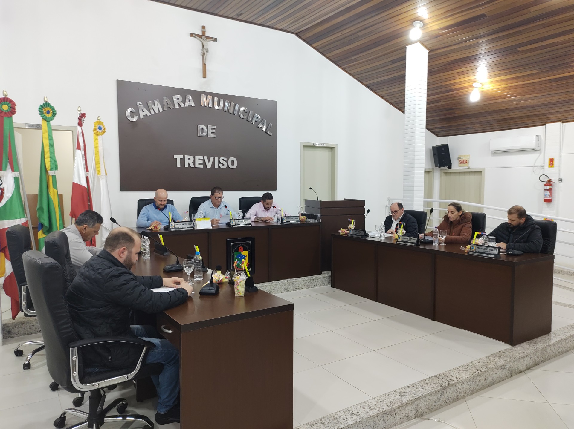 Câmara Municipal de Treviso acompanha a assinatura do Plano Estadual de Transição Energética Justa na Associação Empresarial de Criciúma (Acic) para a assinatura do contrato do Plano Estadual