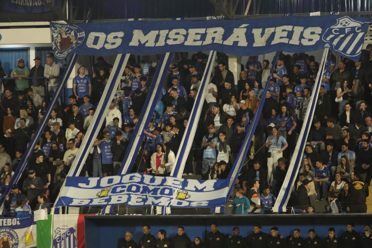 Caravaggio inicia venda de ingressos para jogo contra o Tubarão