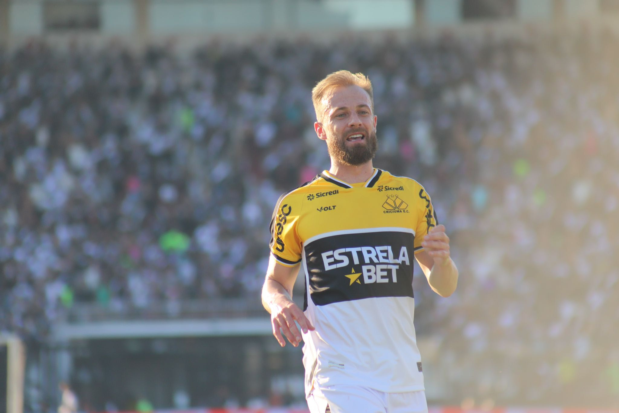 Marcelo Hermes se apresenta para a pré-temporada no Criciúma