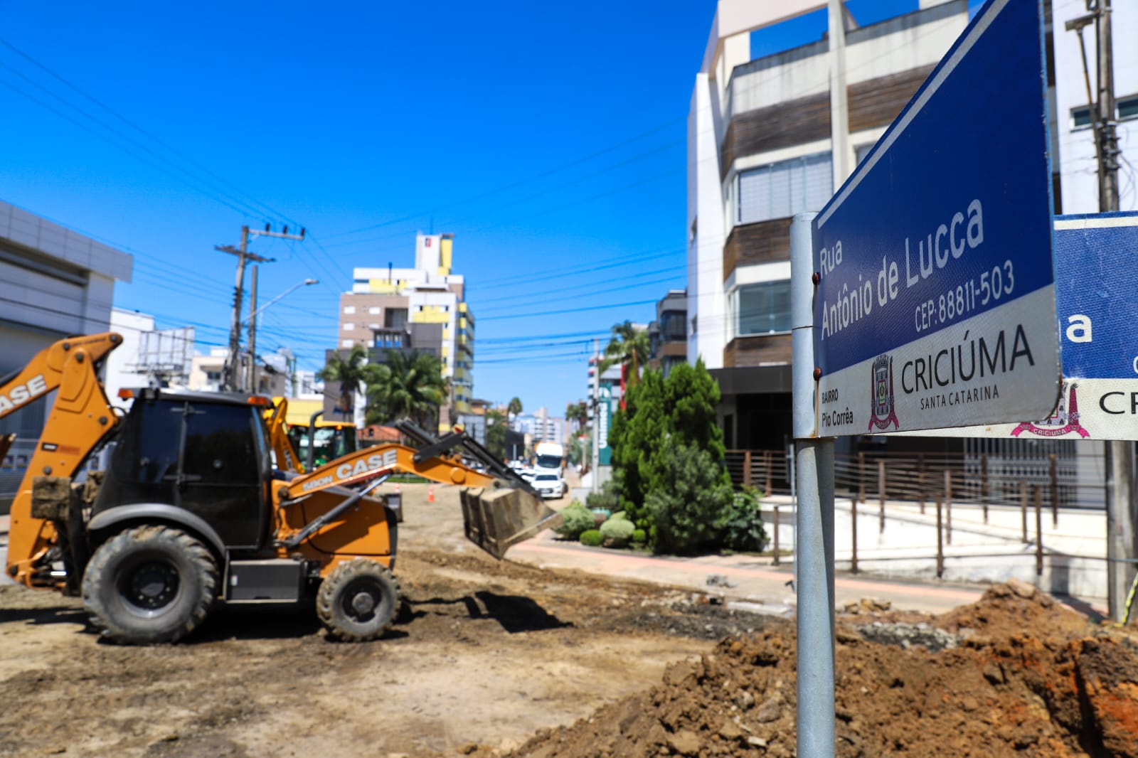 Criciúma: Frentes de obras e pavimentação a todo vapor na região