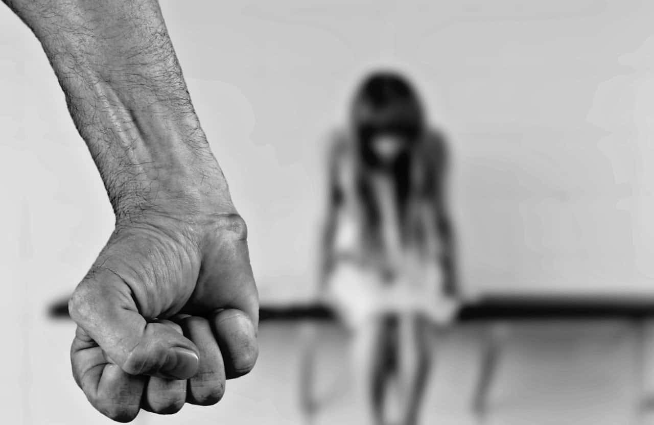 Brasil registra aumento de 34% nos casos de feminicídio em 2026