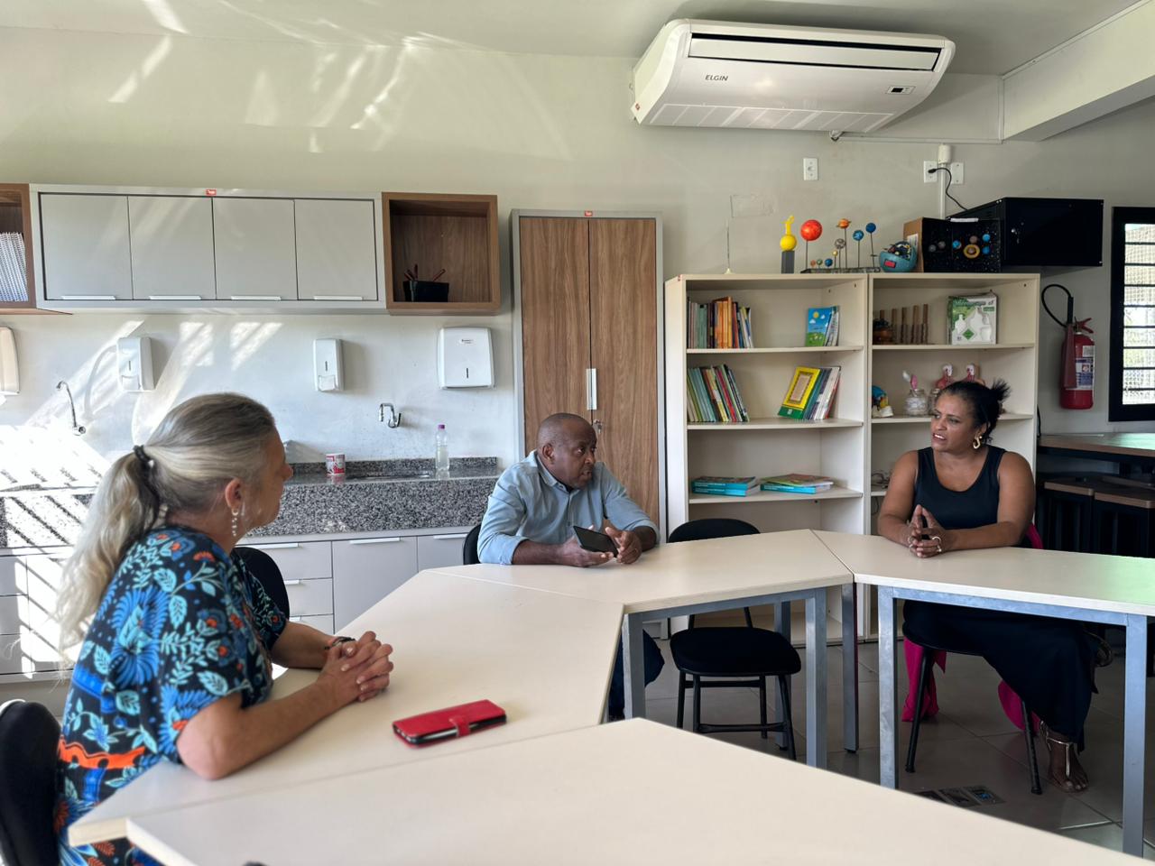 Câmara de Criciúma avalia estrutura de escola no Distrito de Rio Maina e aponta necessidade imediata de ampliação e reforma