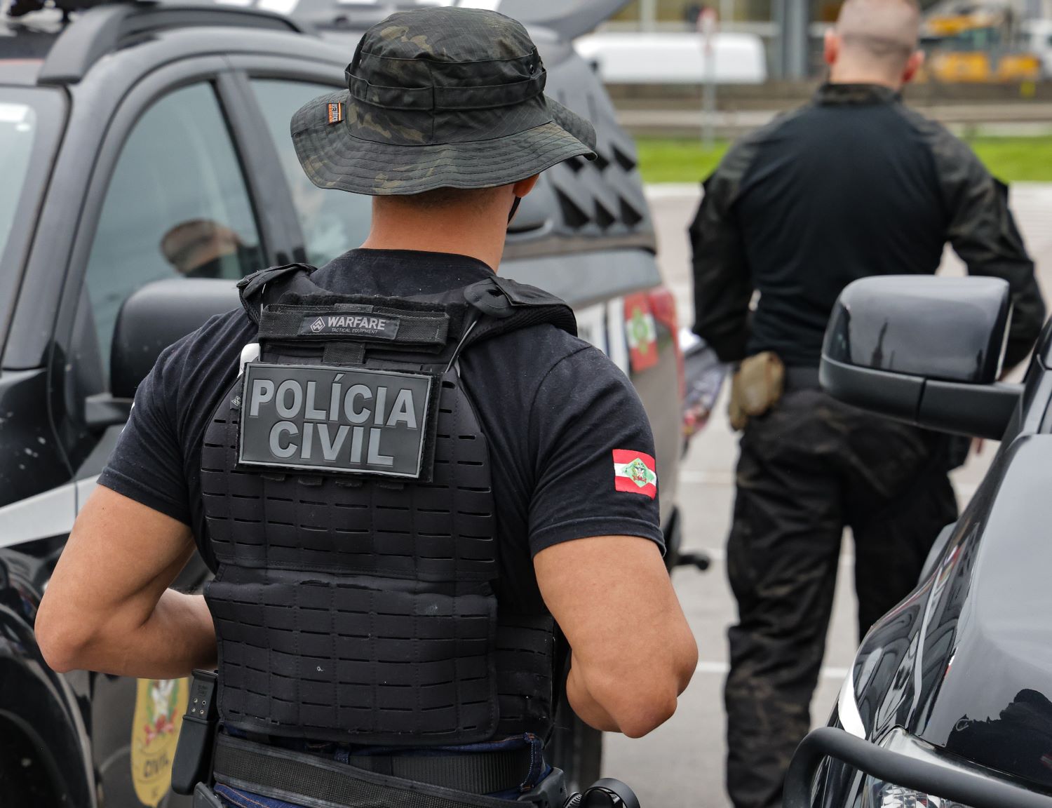 Adolescente é apreendido após ameaçar ataque a escola em SC