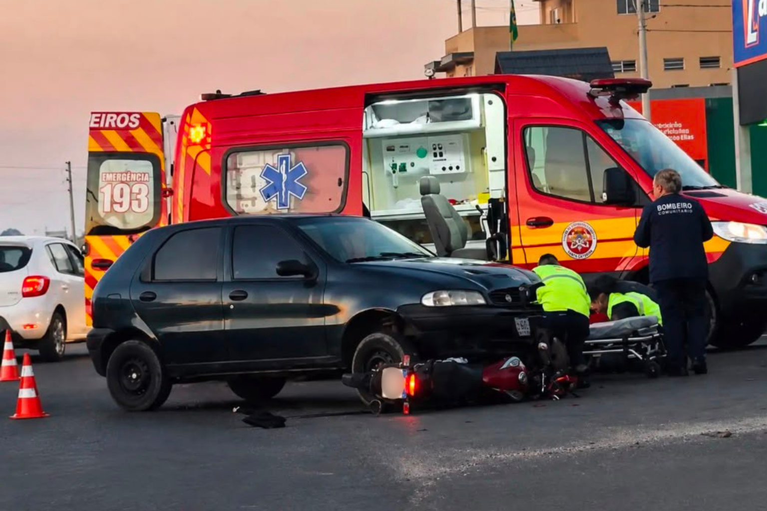 Acidente na SC-445 deixa motociclista ferido e mobiliza Bombeiros