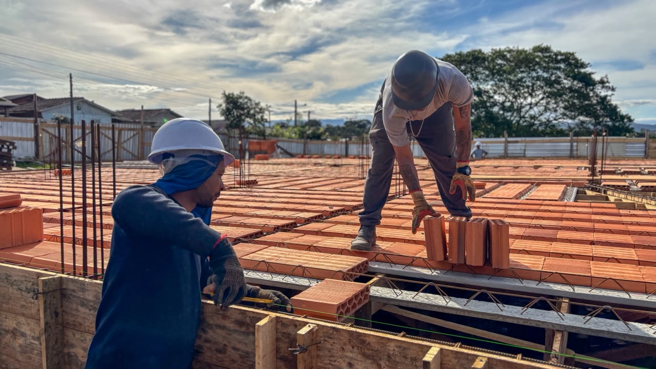 A todo vapor! Obras avançam em unidades de saúde de Criciúma