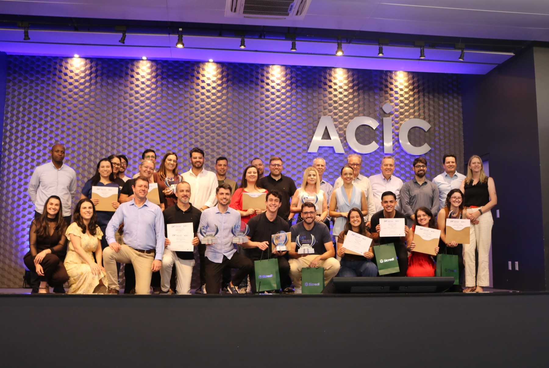 Últimos dias para inscrições no 25º Prêmio Acic de Jornalismo 2026