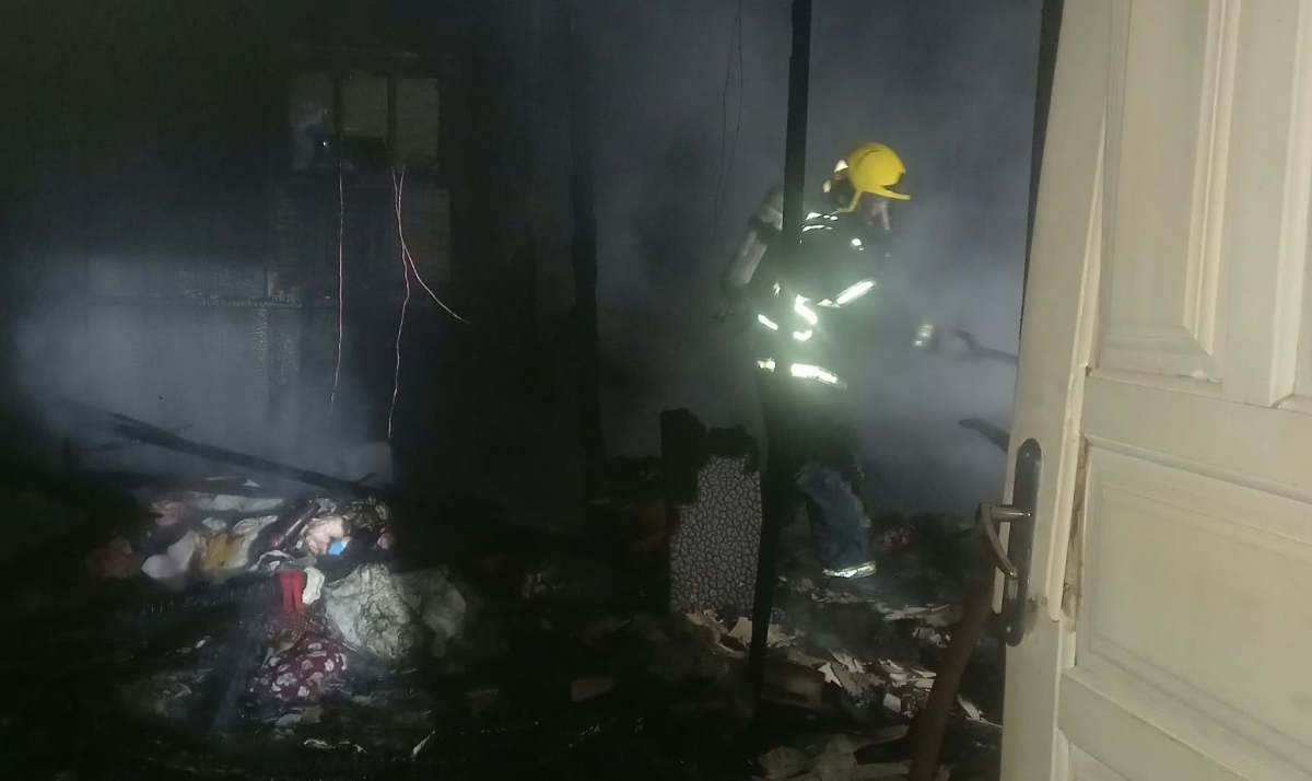 Residência é destruída por incêndio na Lagoa dos Freitas no Rincão