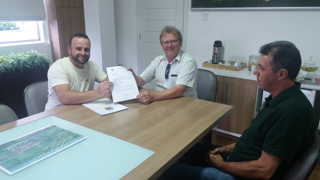 Siderópolis irá receber ônibus para o transporte escolar
