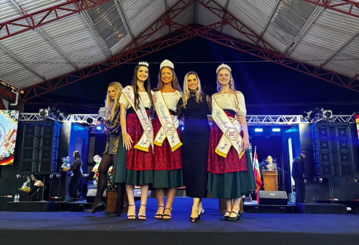 Cidade de Forquilhinha elege a corte da 15ª Heimatfest 2027 em dia super festivo